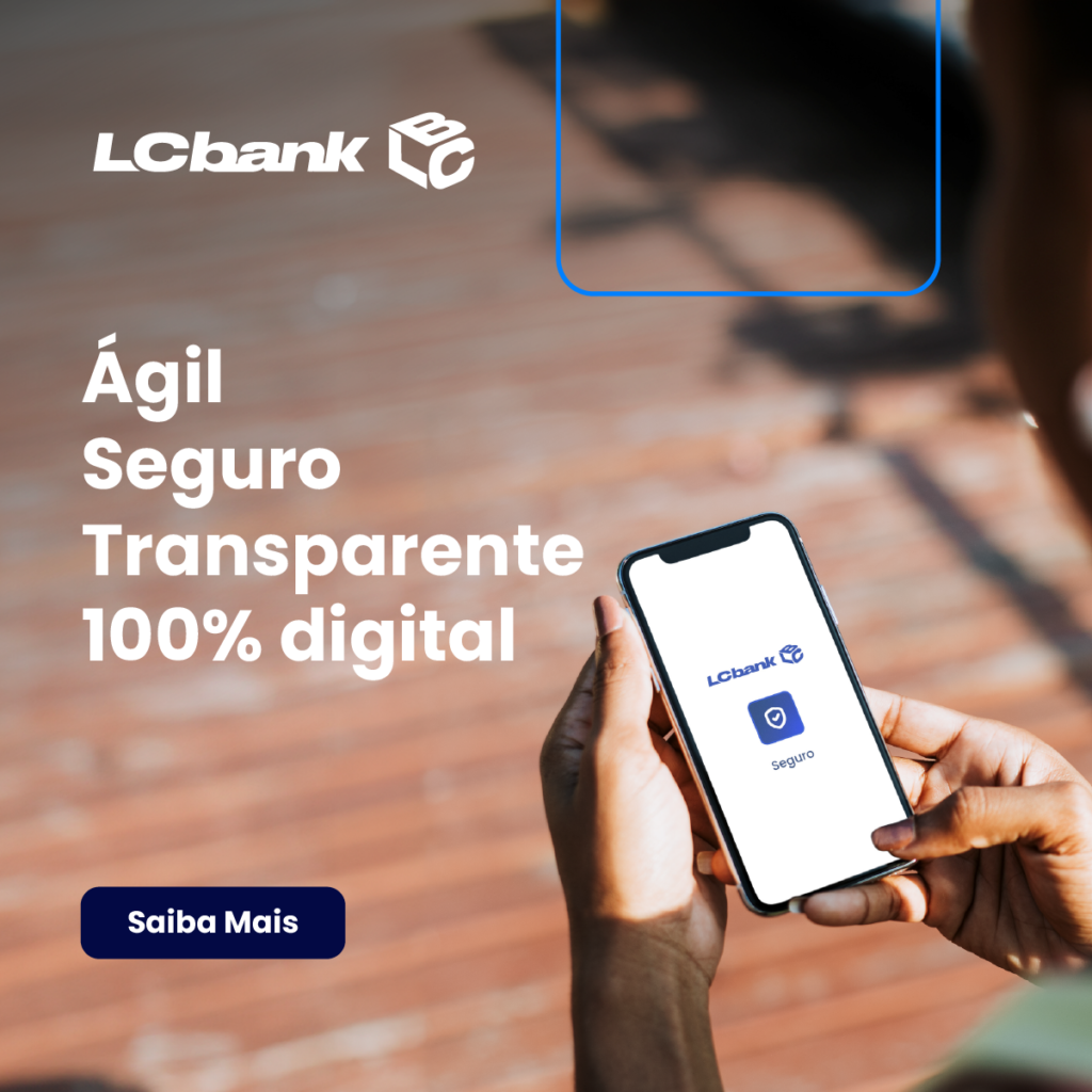 Logo LCbank e texto "Ágil Seguro Transparente 100% digital". Mão segura celular com app LCbank.
